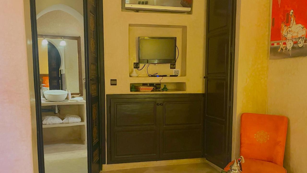 Riad Pourpre Medina マラケシュ エクステリア 写真