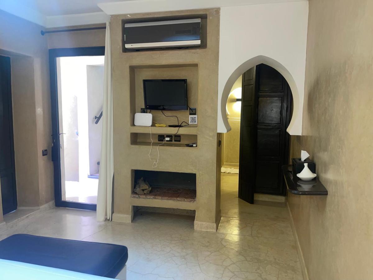 Riad Pourpre Medina マラケシュ エクステリア 写真